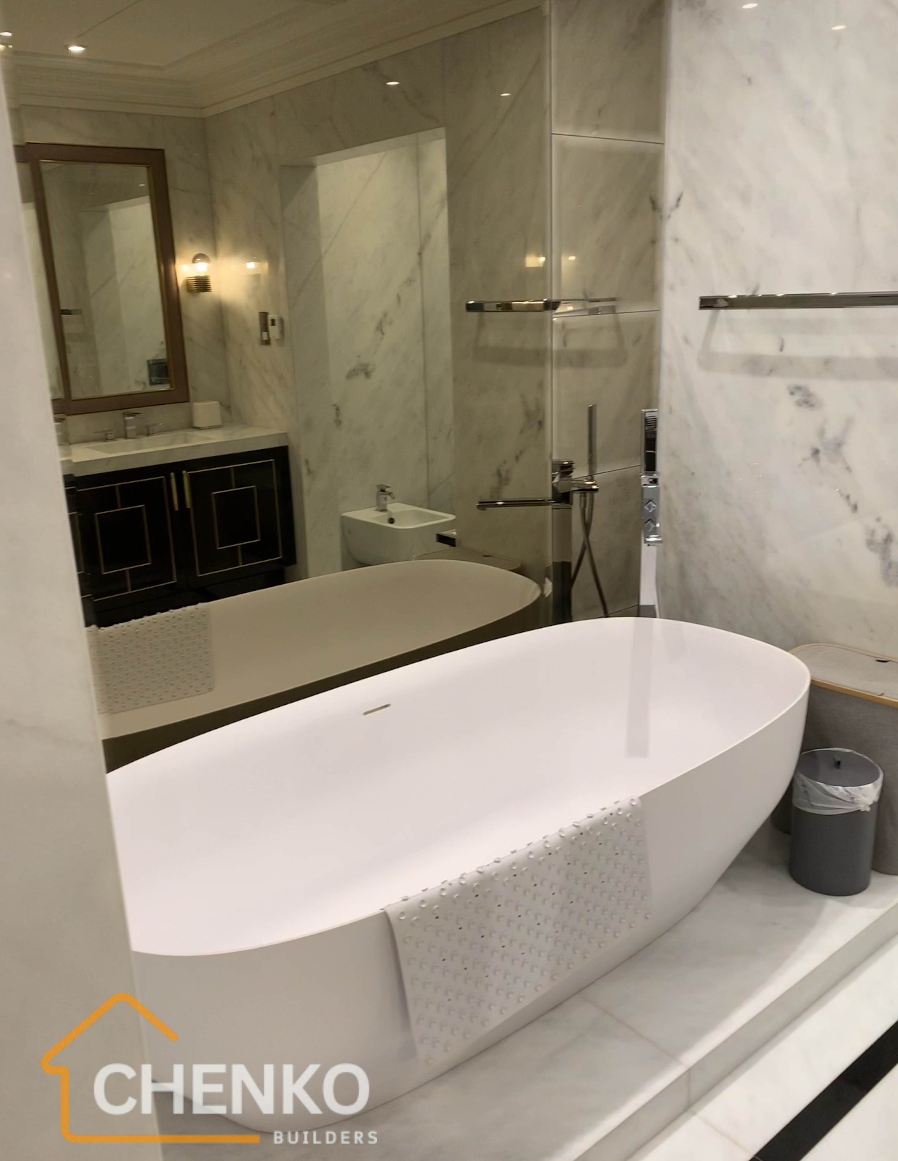 Knightsbridge bathroom with bath